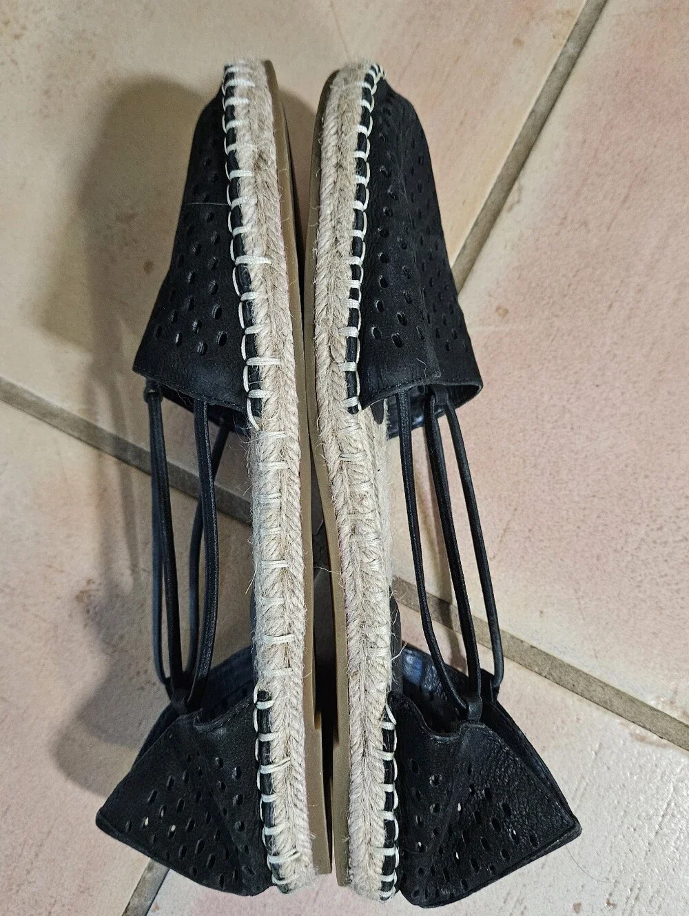 Eileen Fisher Lee 2 Espadrilles Perforated Black Nubuck